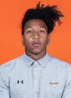 Tony Diaz headshot