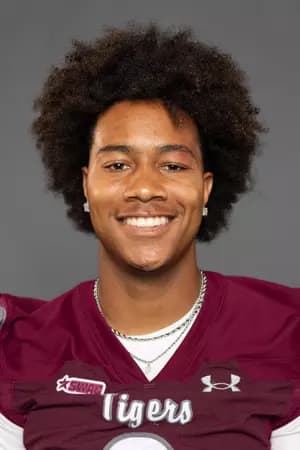 MJ Hinson headshot