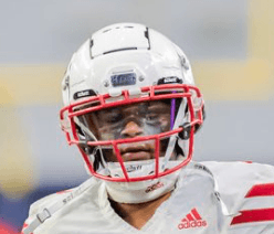 Deiontae Marry headshot